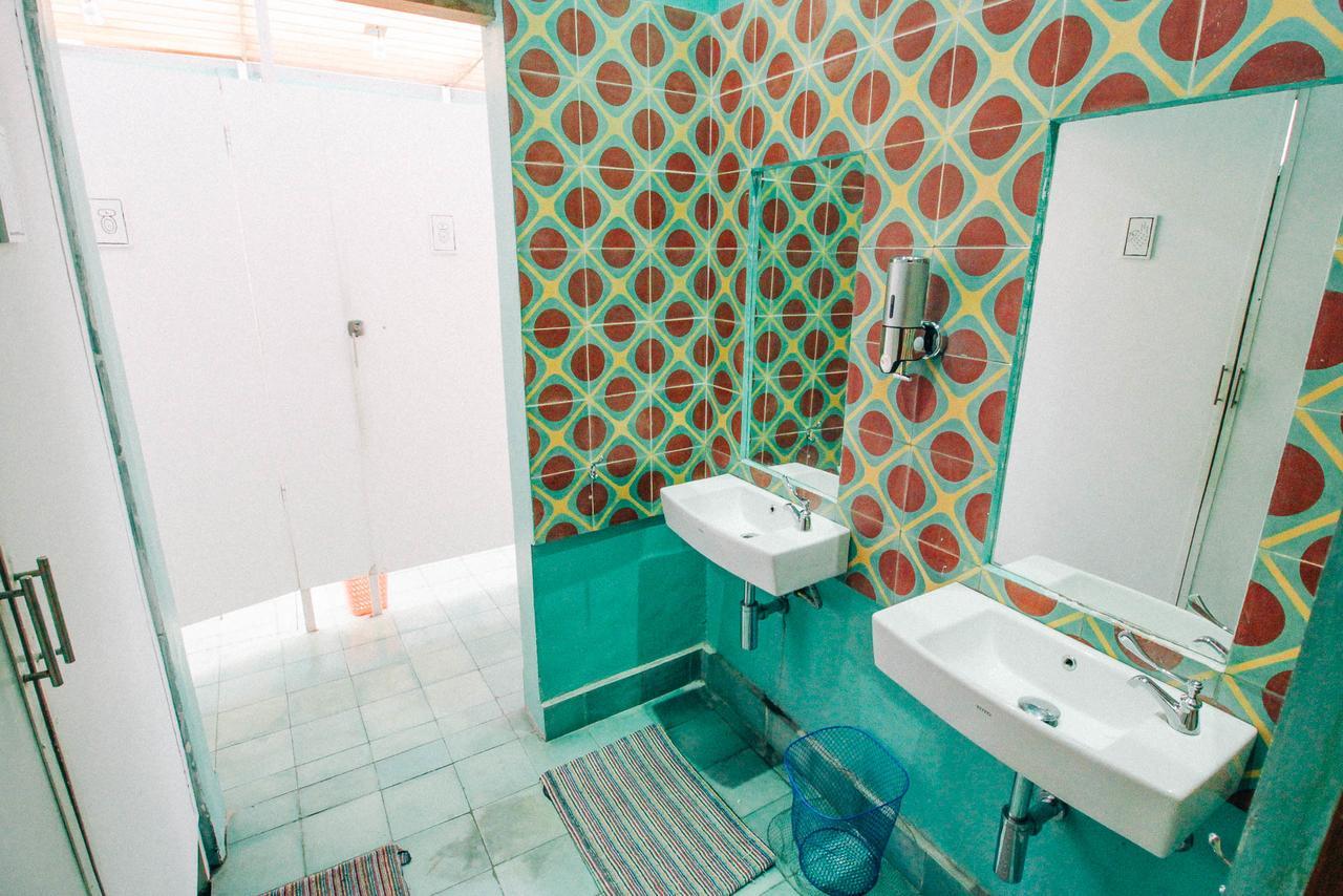 Reddoorz Hostel @ Kotagede ジョグジャカルタ エクステリア 写真