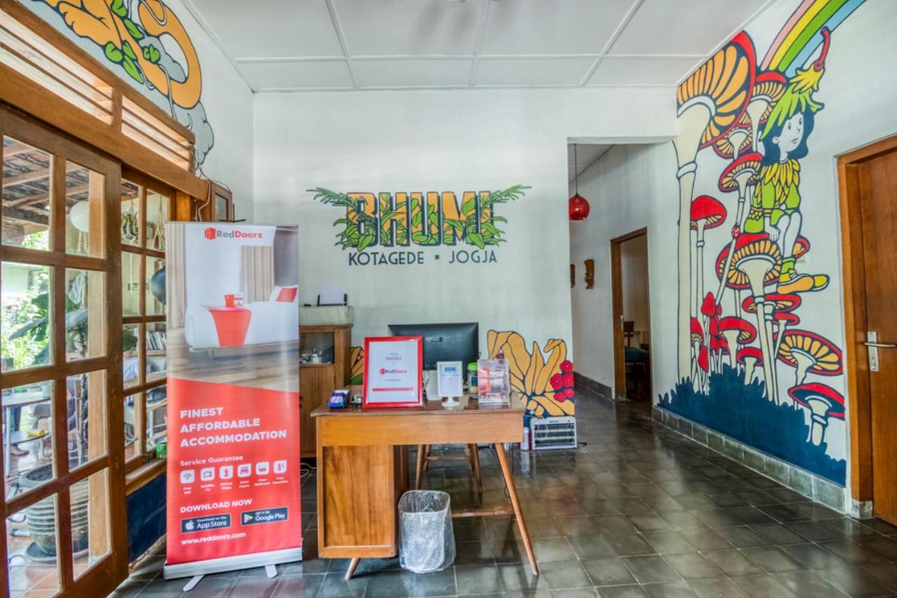 Reddoorz Hostel @ Kotagede ジョグジャカルタ エクステリア 写真